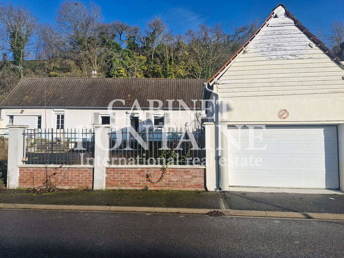 Maison individuelle avec accès à la Somme à SUZANNE